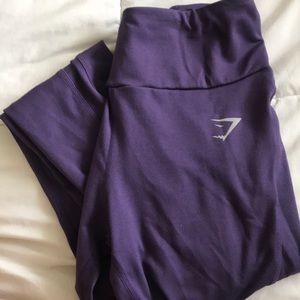 GYMSHARK PURPLE LEGGINGS